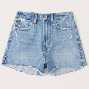 Abercrombie and Fitch - “The Mom Short” High Rise